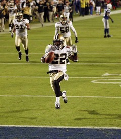 Saints #22 Tracy Porter returning the Super Bowl winning touchdown